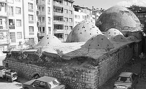 sıtmapınarıtahtalıminarehamamı